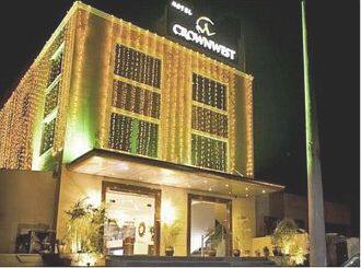 Hotel Crown West, Mohali 5